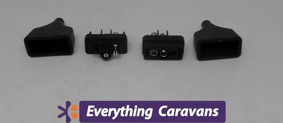 12volt Plug for 3 Way F400 RC1180 Chescold Dometic Fridge Freezer Old Type