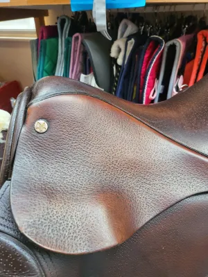 16" Falcon Brown Gp saddle stamped Wide
