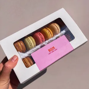 Box Of 12 Macarons (UK Wide)