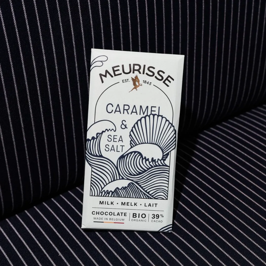 Caramel and Sea Salt 39% Milk Chocolate 15 x 100g
