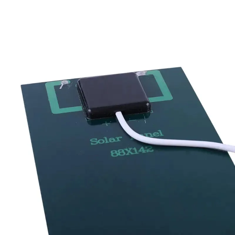 Chargeur solaire militaire
