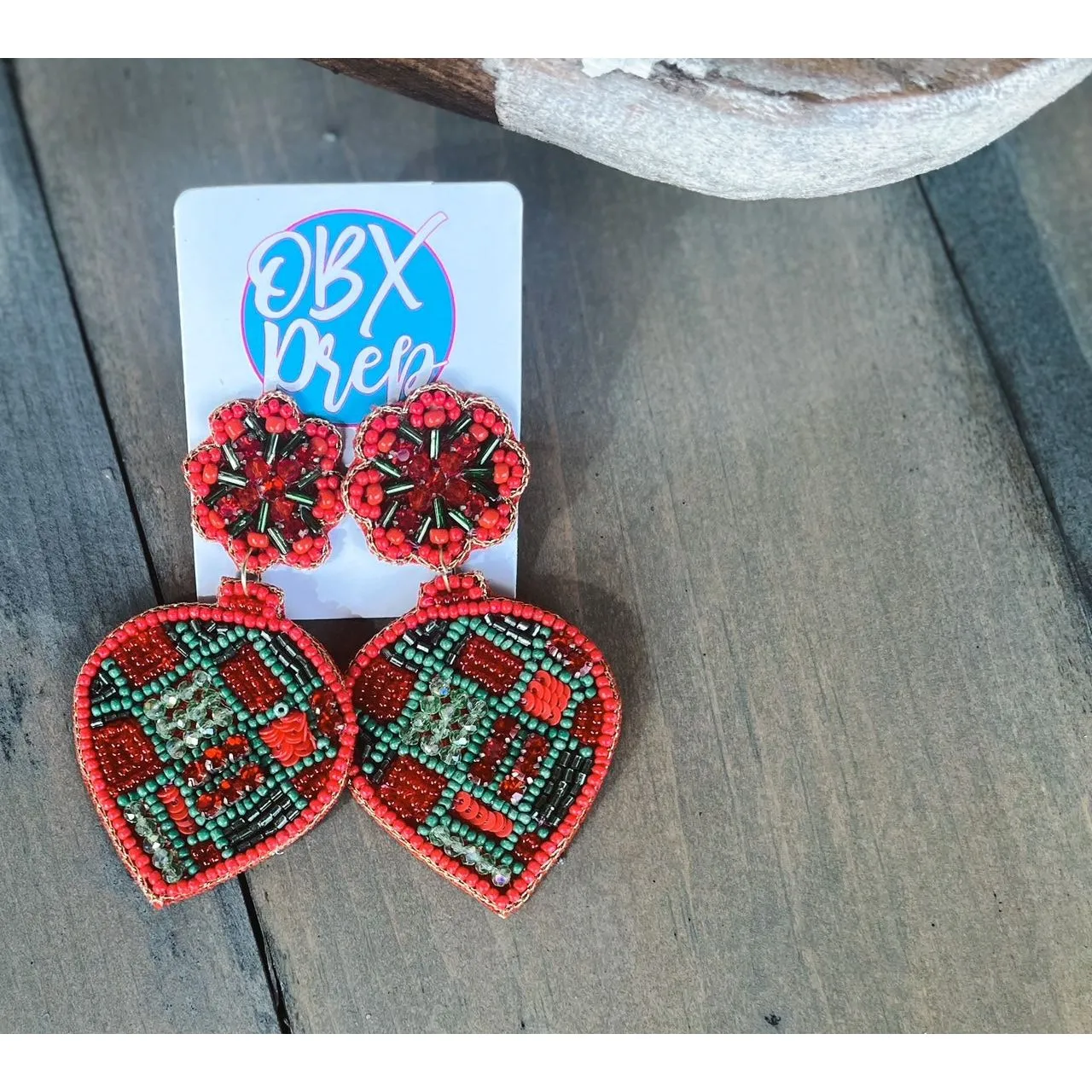Christmas Ornament Seed Beaded Earrings.