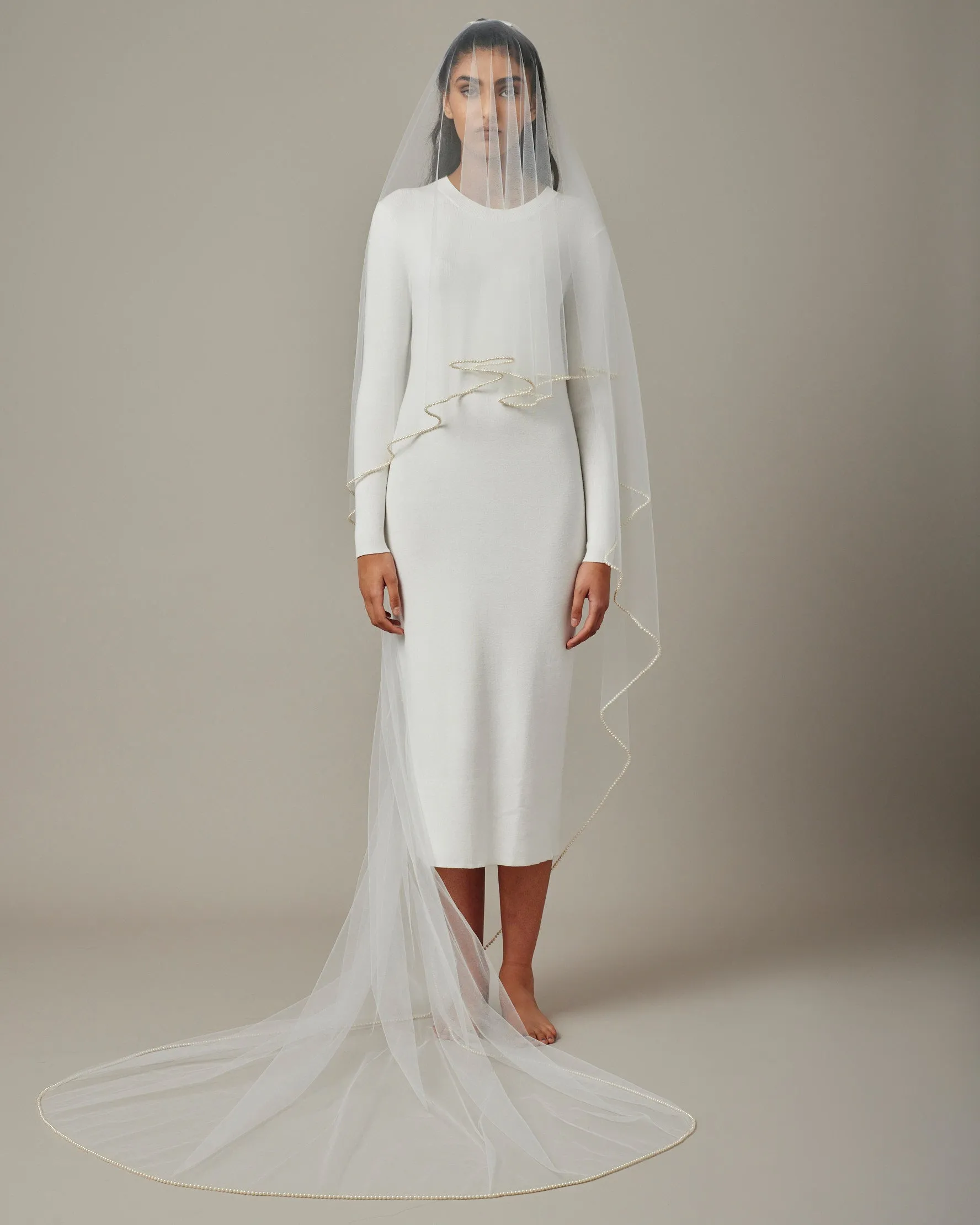 CLAYTON PEARL CATHEDRAL VEIL