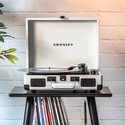 Cruiser Plus Turntable With Bluetooth In/Out
