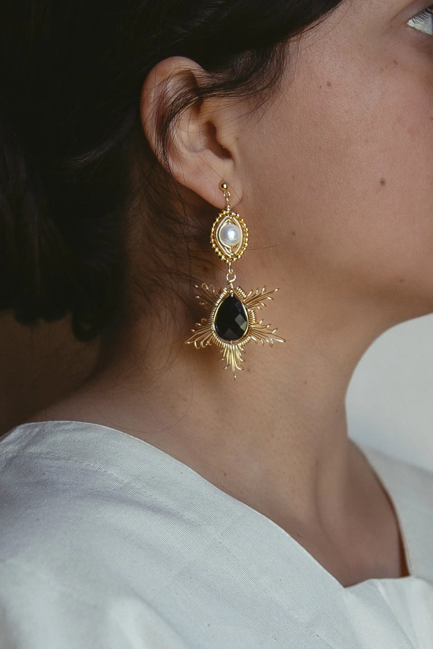 Emilia Drop Earrings - Black