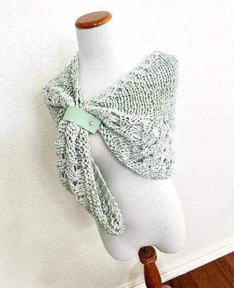 Glitzy Pistachio shawl