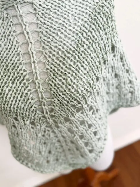 Glitzy Pistachio shawl