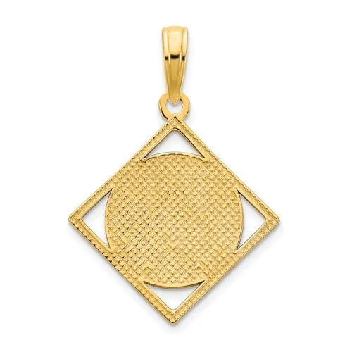 Glossy Celtic Knot Pendant (14K)