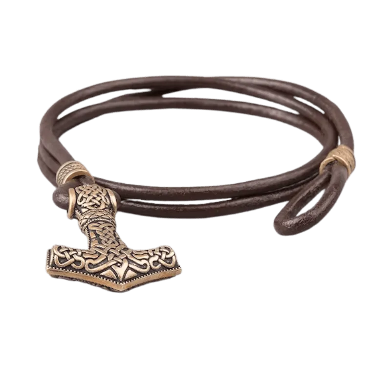 Handcrafted Alrun Bracelet