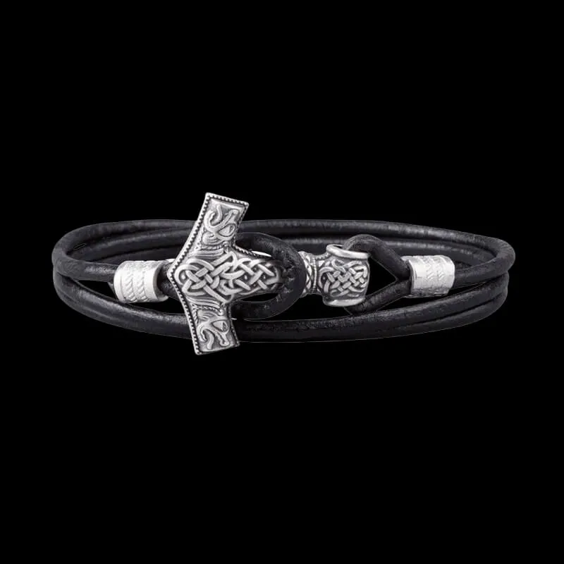 Handcrafted Alrun Bracelet