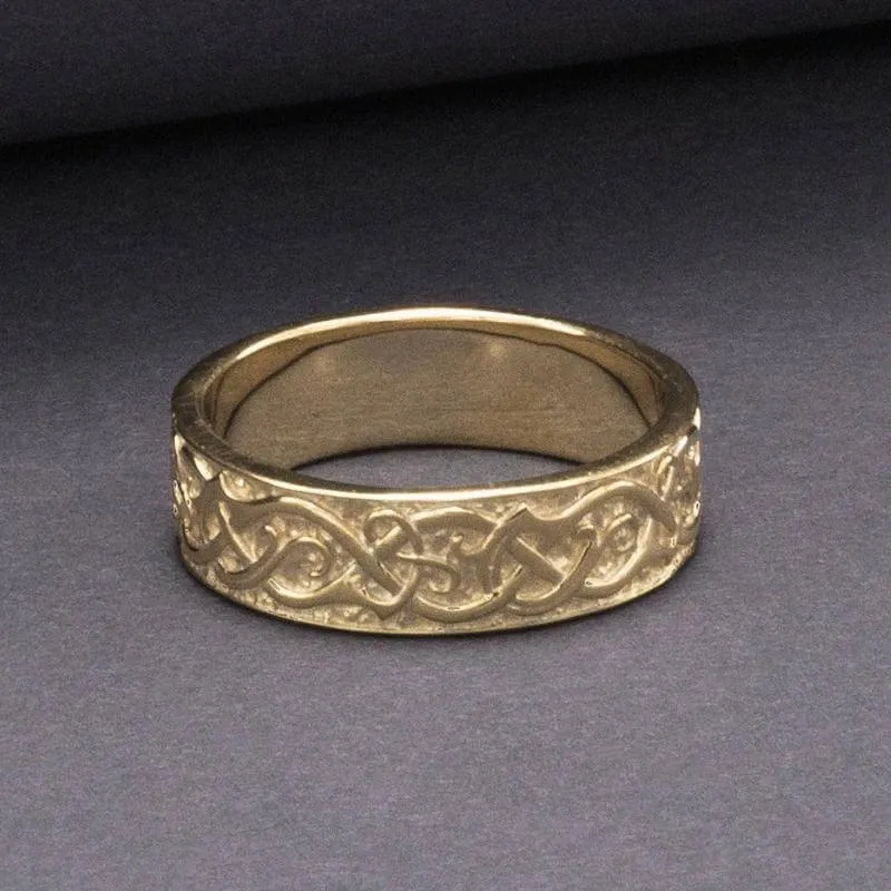 Handcrafted JÖRMUNGANDR Ornament Ring Gold