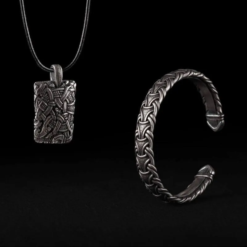 Handcrafted Mammen Stele Art Necklace