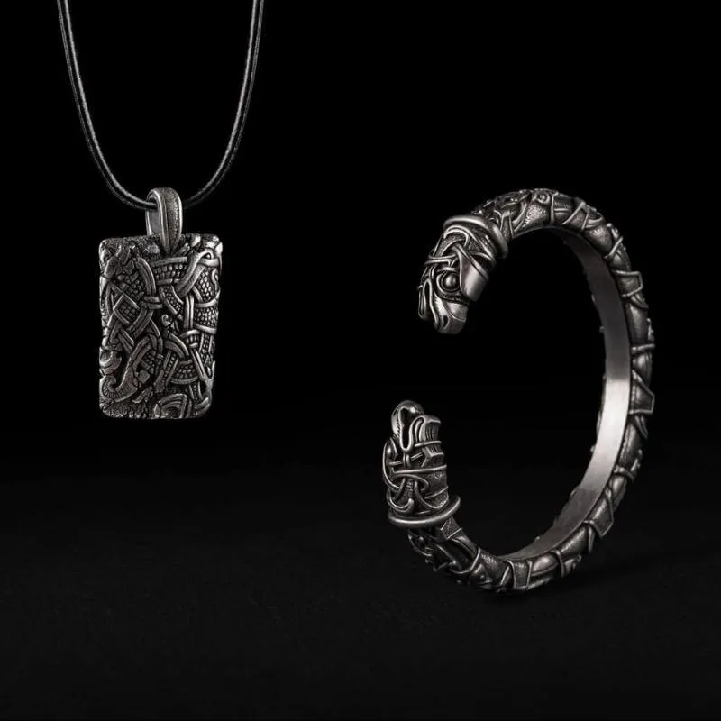 Handcrafted Mammen Stele Art Necklace