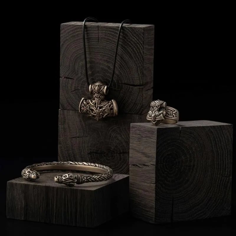 Handcrafted Mjolnir Ring Bronze
