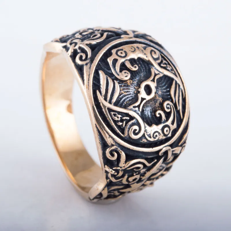 Handcrafted Raven Mammen Ornament Bronze Ring