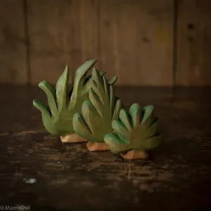 Handcrafted Wooden Big Bush