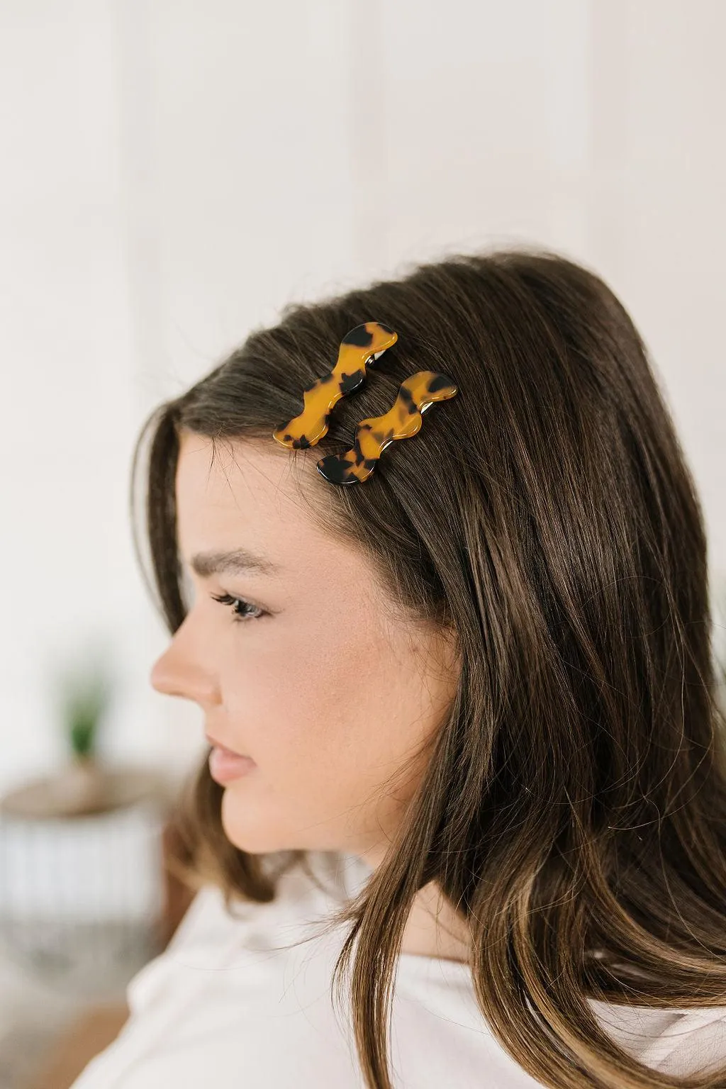 Hazel Blues® |  Wavy Clip Set in Tortoise