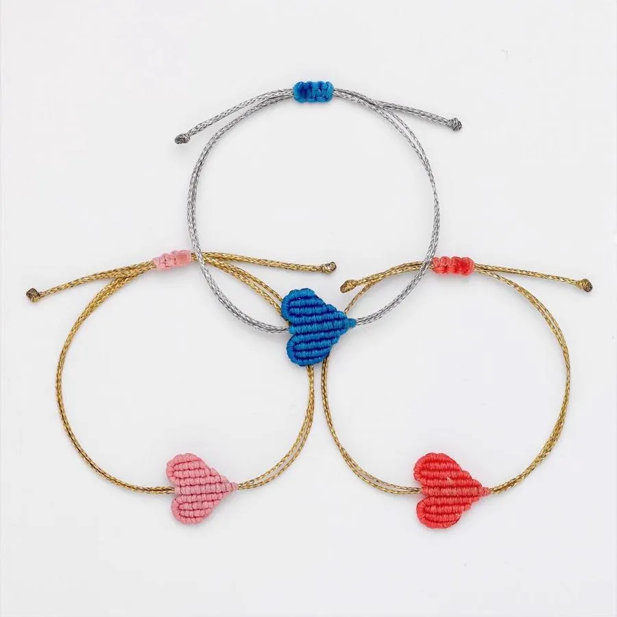 Heart string bracelet