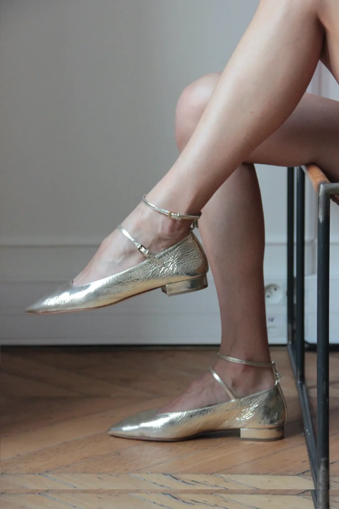 Ilona Flat Laminated Calf | Platine