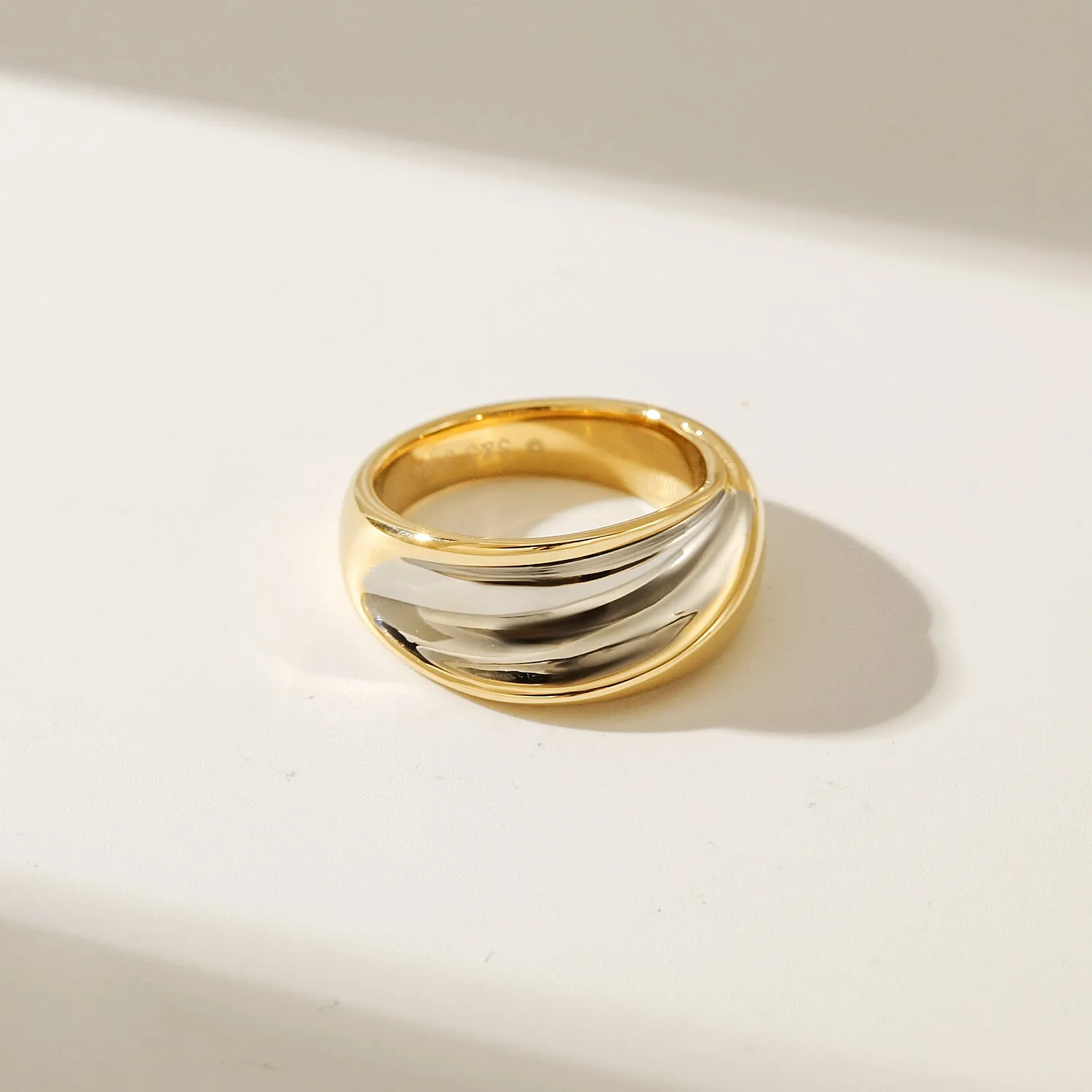 Intermediate color creative glossy ring-NSR196STMC