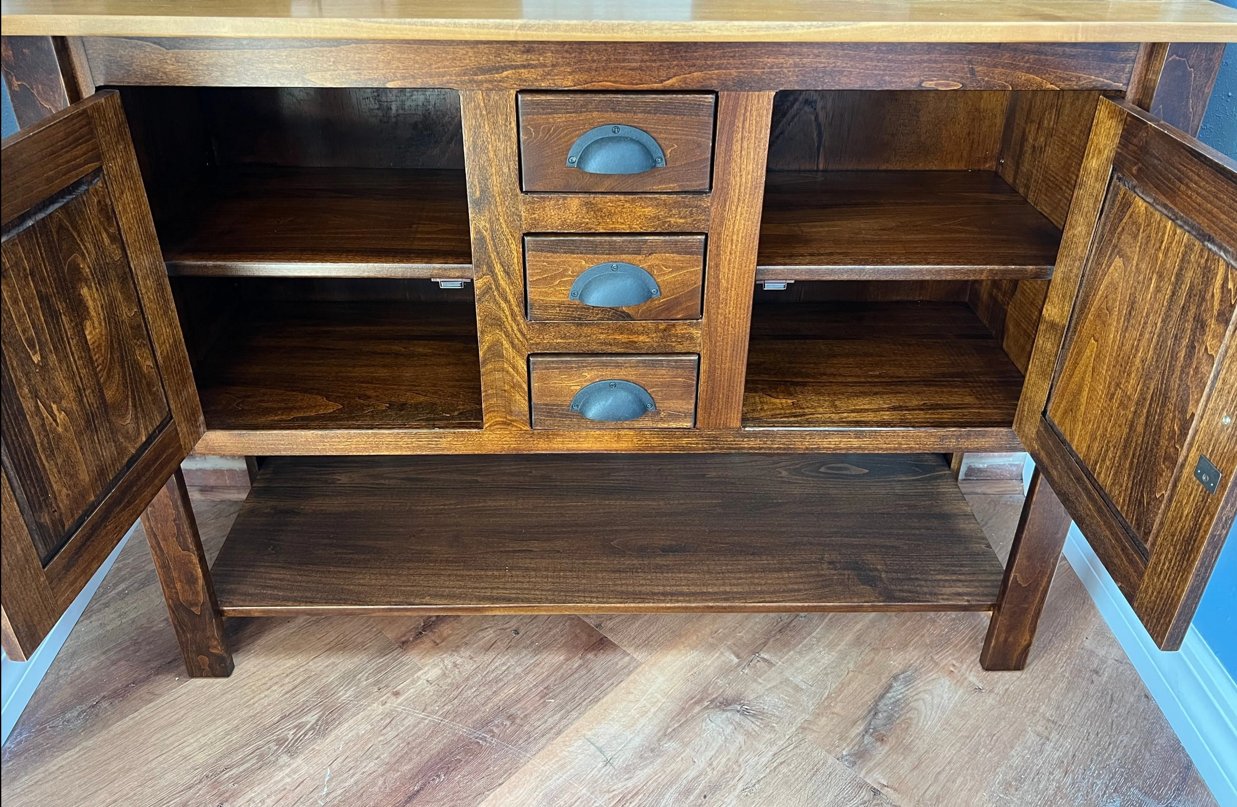 Kingston - Amish Handcrafted Sideboard