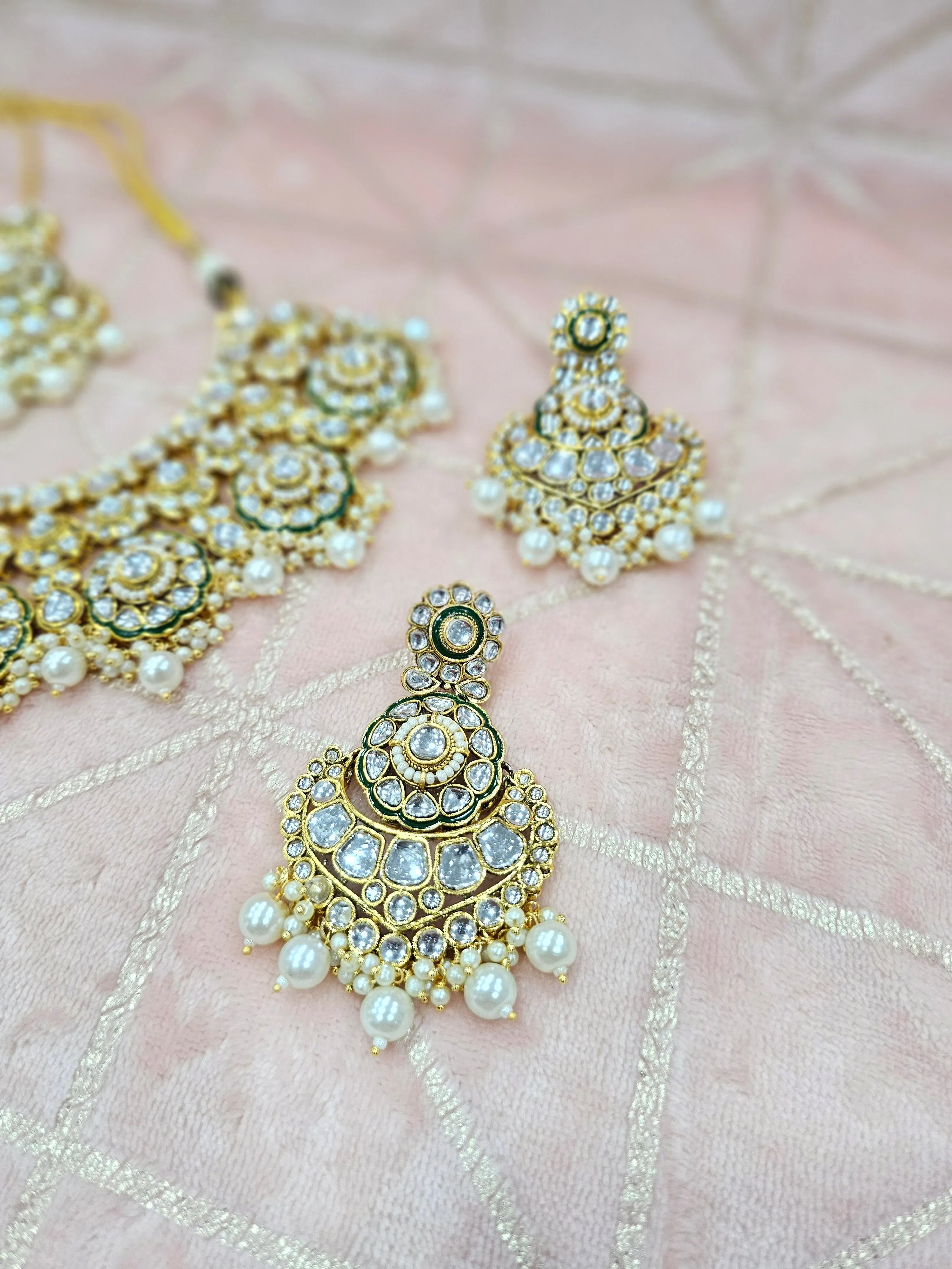 Kundan Necklace Set