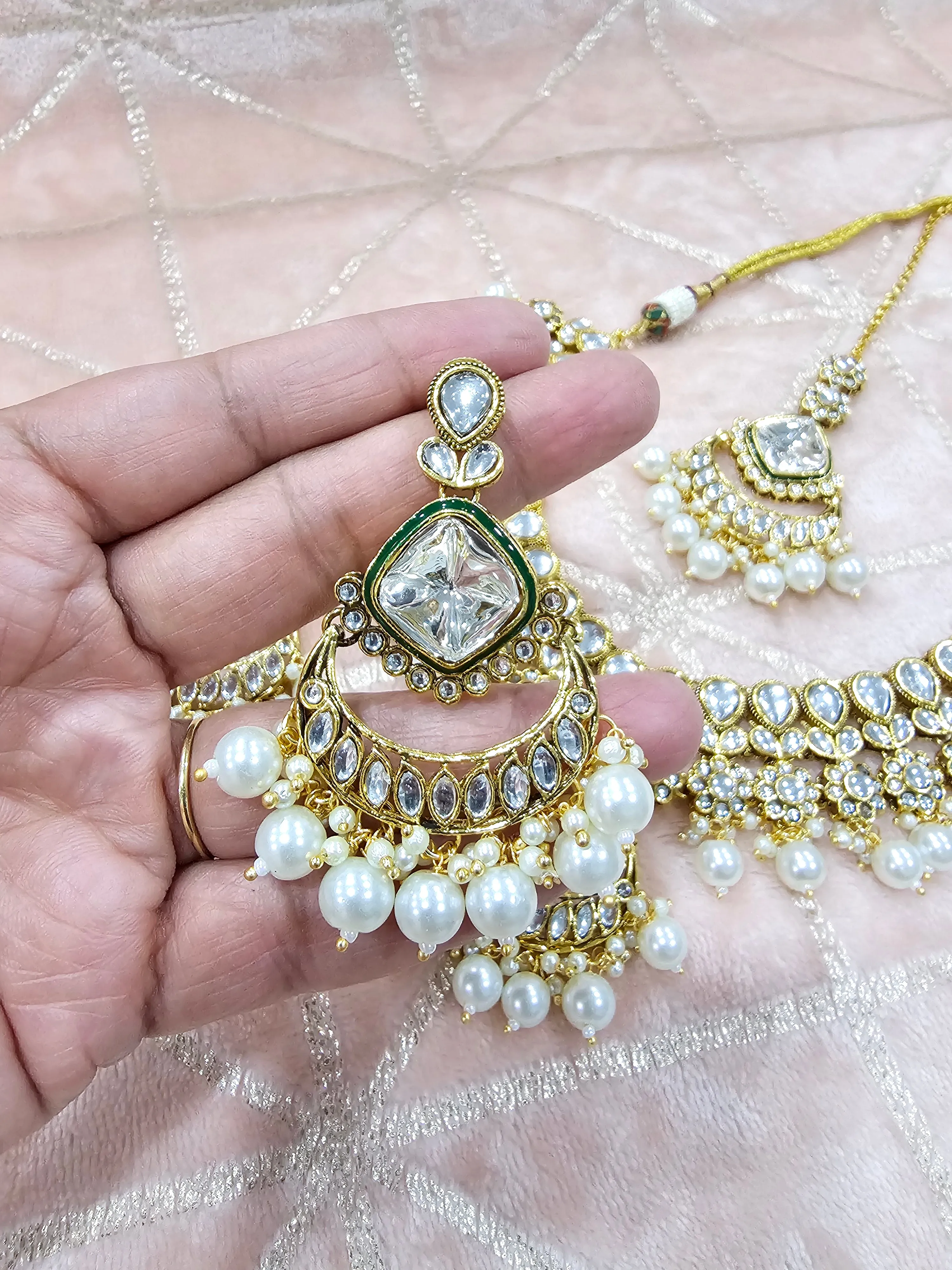 Kundan Necklace Set