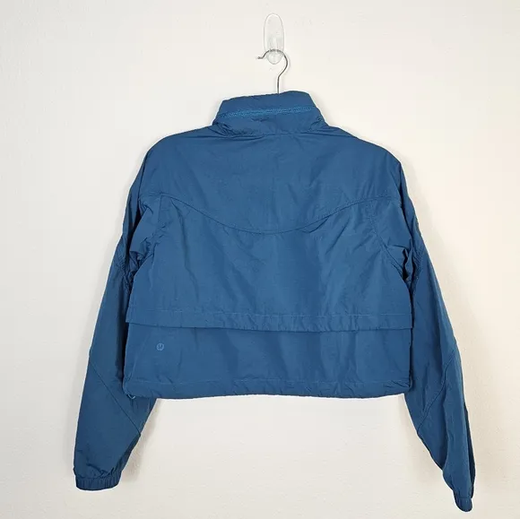 Lululemon Evergreen Cropped Anorak Wind Breaker Jacket Size 6 02/2023 W4CABS