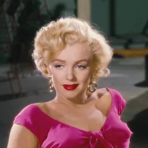 Marilyn Monroe Memorabilia Costume Silver Metal Hoop Doorknocker Earring Niagara