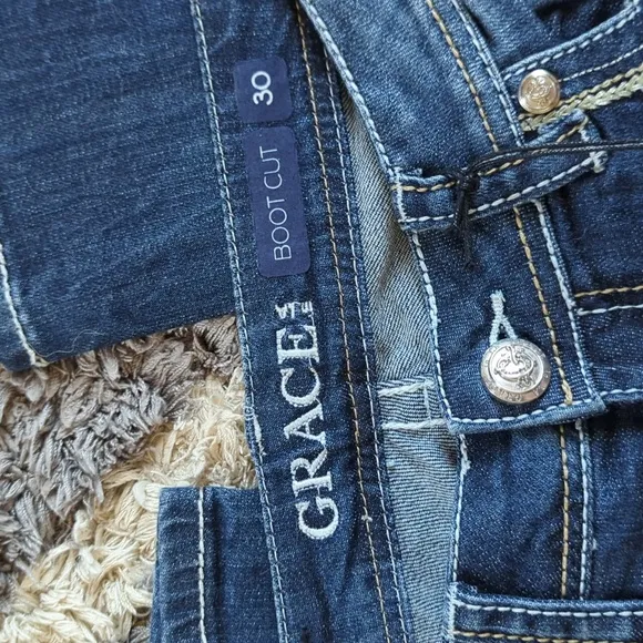 NWT Grace in L.A. Boot Cut Dark Denim Jean Embellished Rear Pockets Size 30