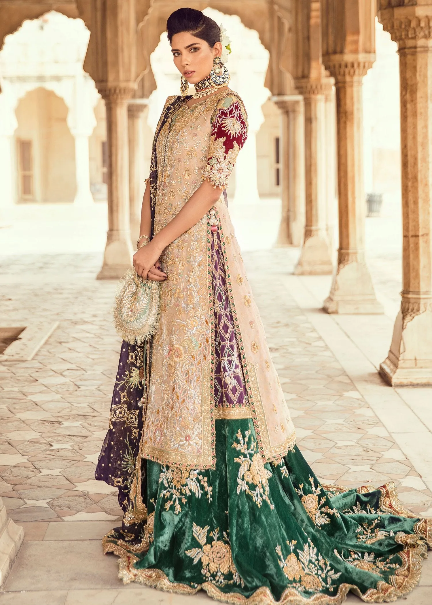Pakistani Bridal Trail Lehnga for Wedding #J5123