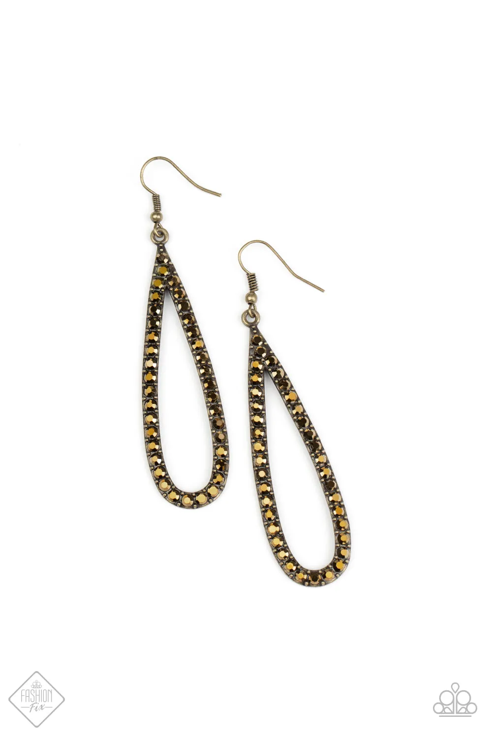 Paparazzi - Glitzy Goals - Brass Earrings