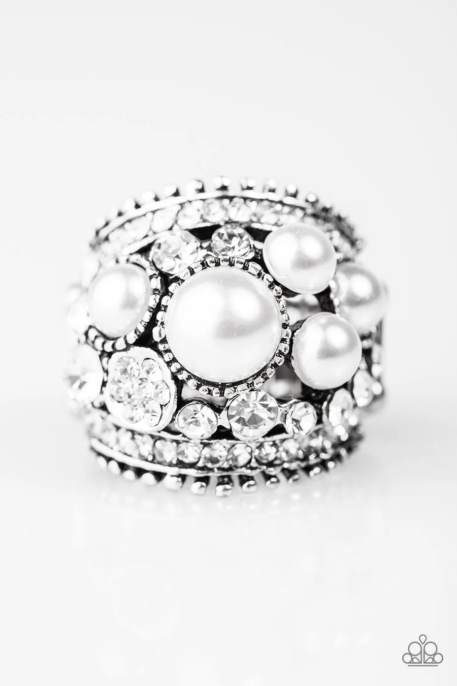 Paparazzi Money On My Mind - White Pearl Ring