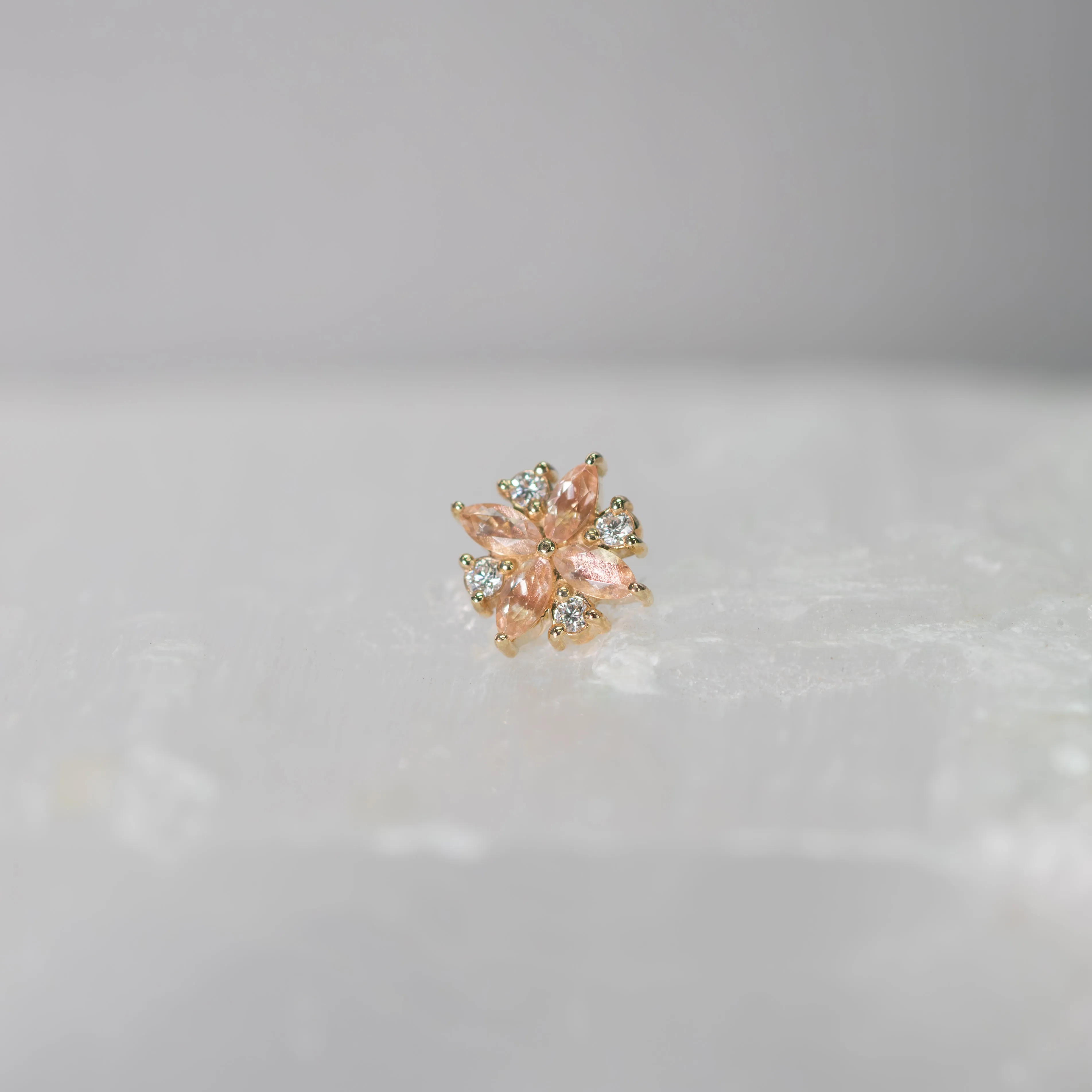 Pleades with Oregon Sunstone and Diamonds 18g/16g Threaded End