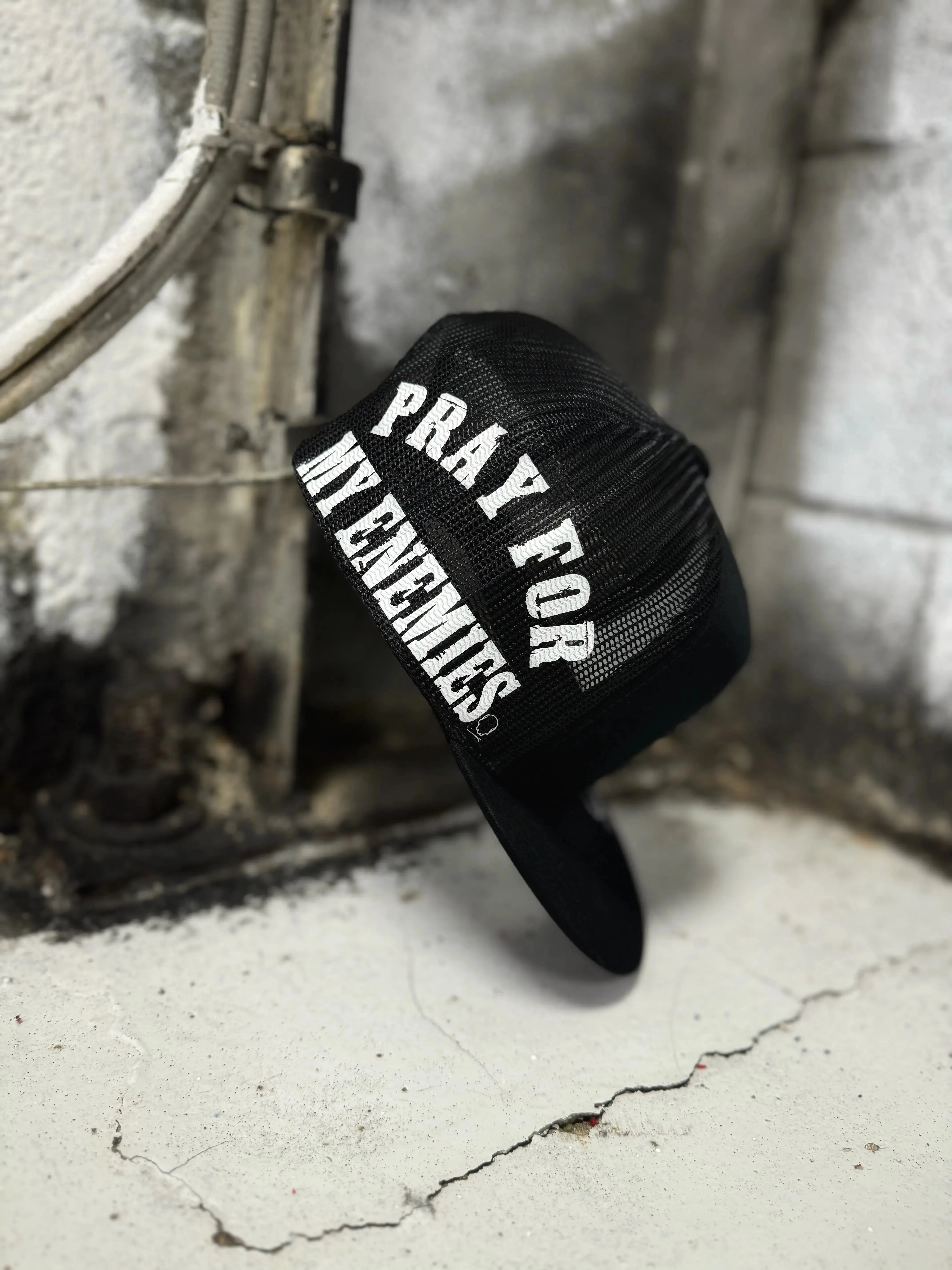 PRAY SIDE STYLE BLACK HAT