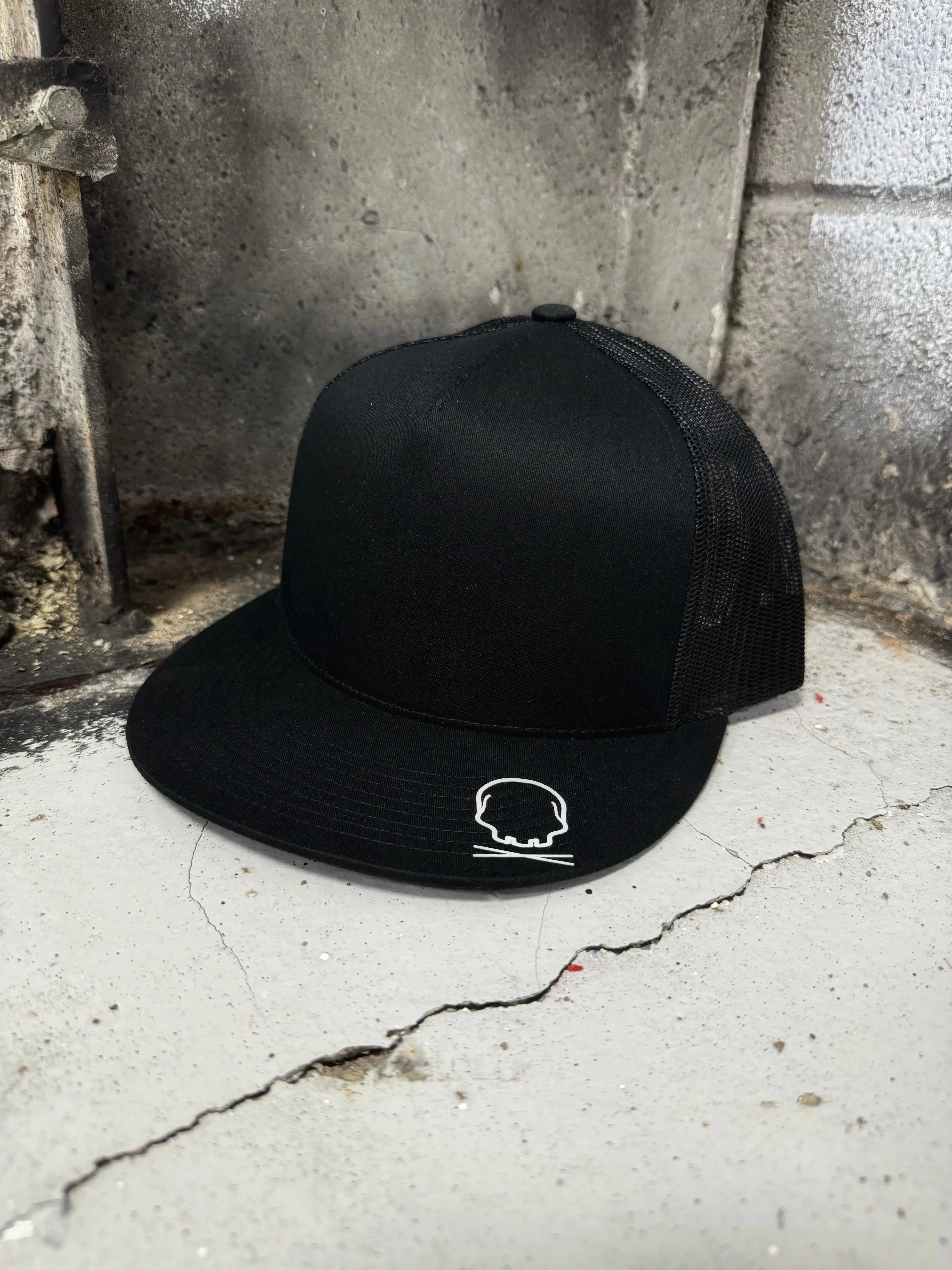 PRAY SIDE STYLE BLACK HAT