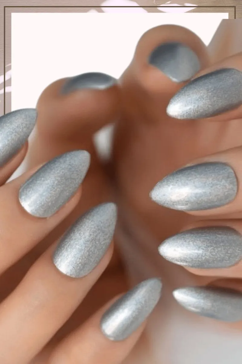 Press On Nails Silver Glossy Almond Shimmer Nail Kit