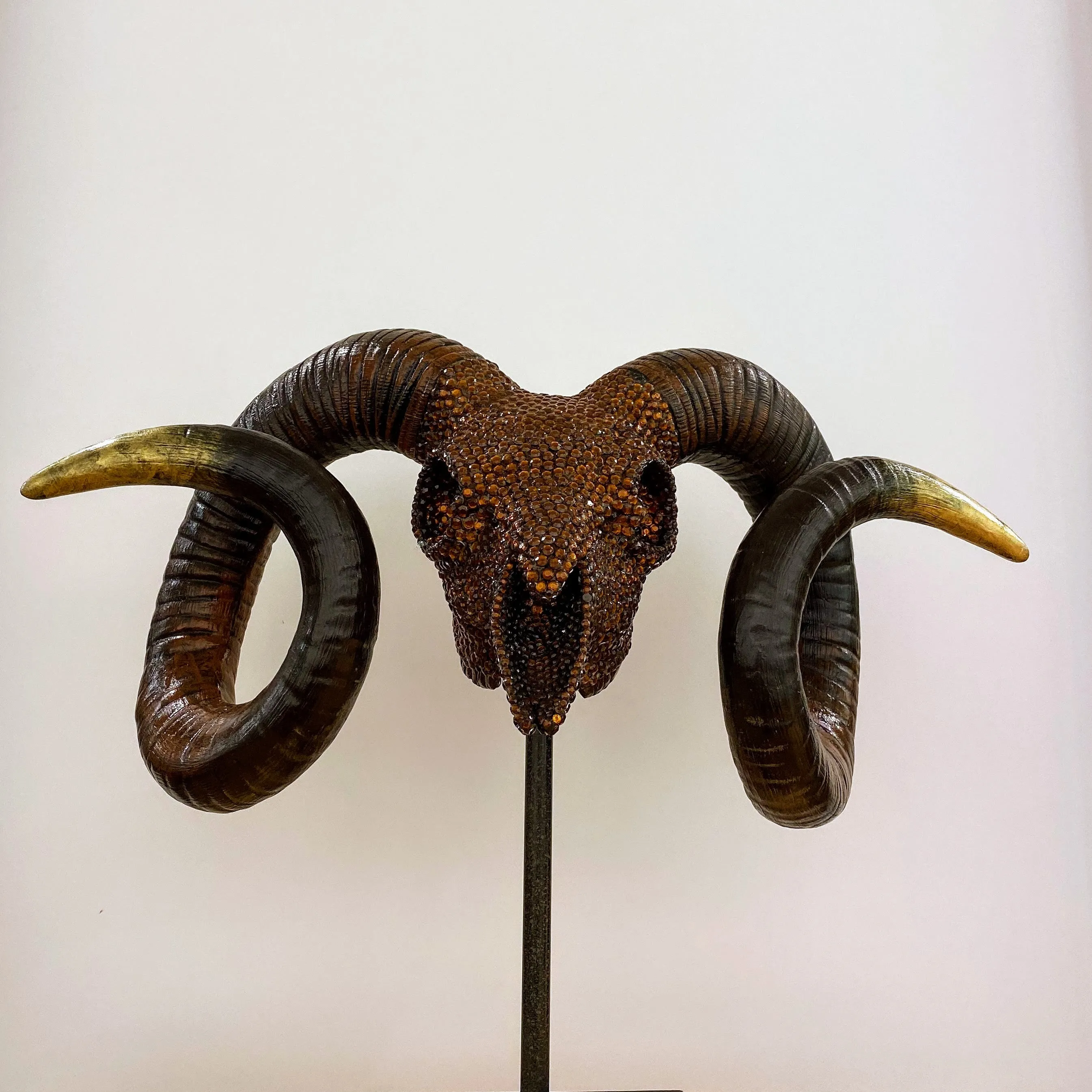 RAM - EMBELLISHED SKULL ON STAND