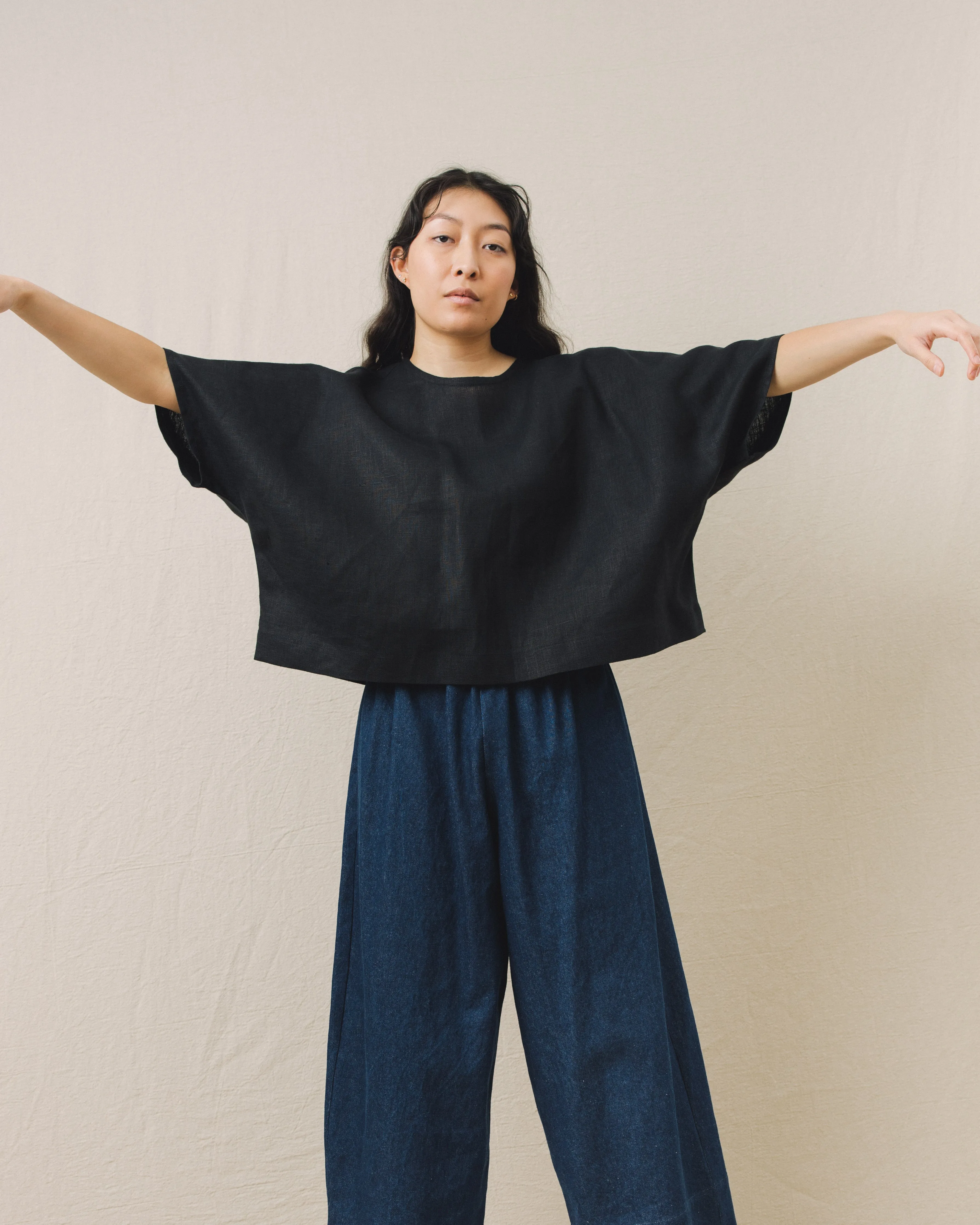Super Wide Crop Top In Black Linen