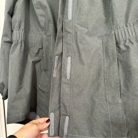 The North Face Women’s Plus Resolve‎ Parka II Size 1X in Heather Gray EUC