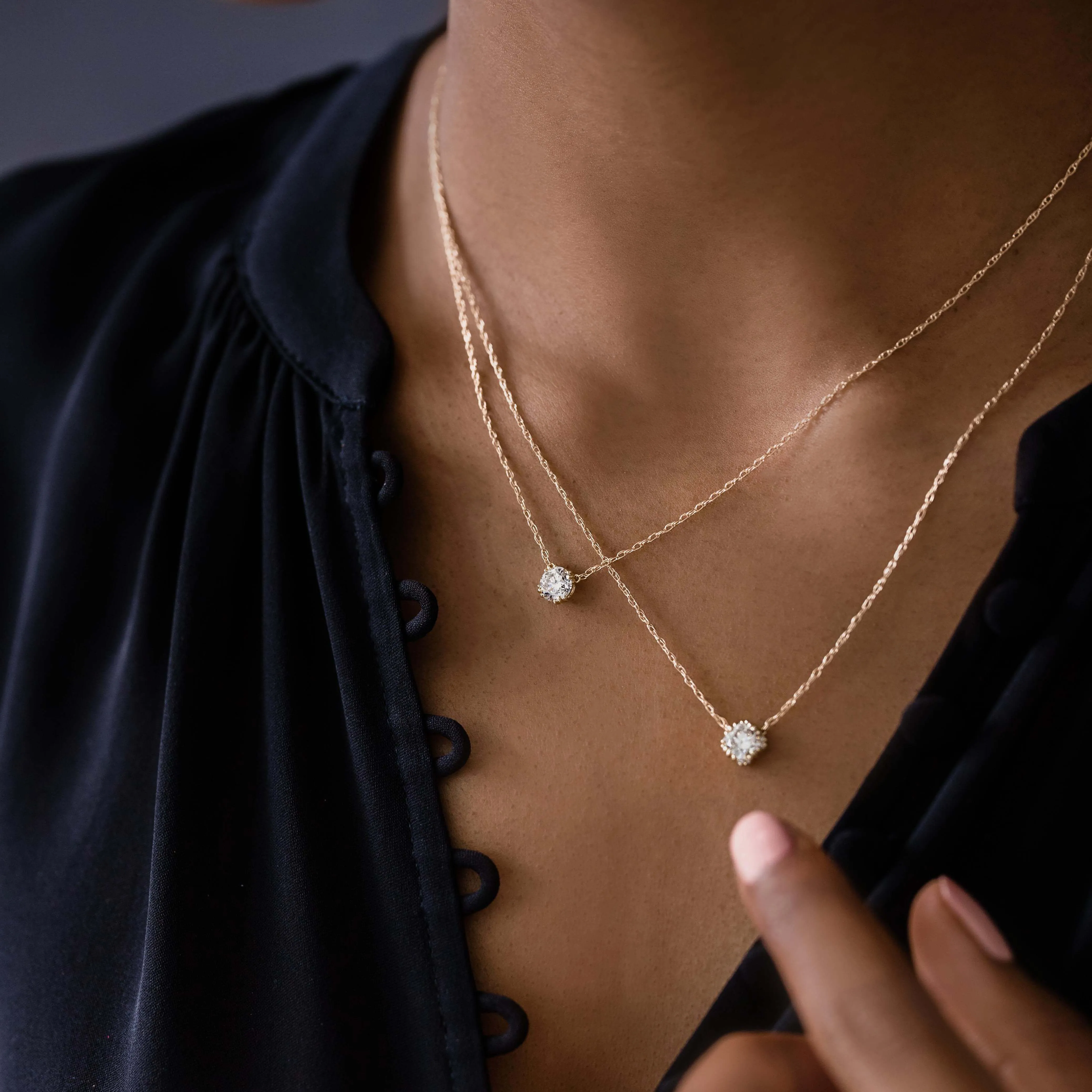 Threaded Necklace with Halo
