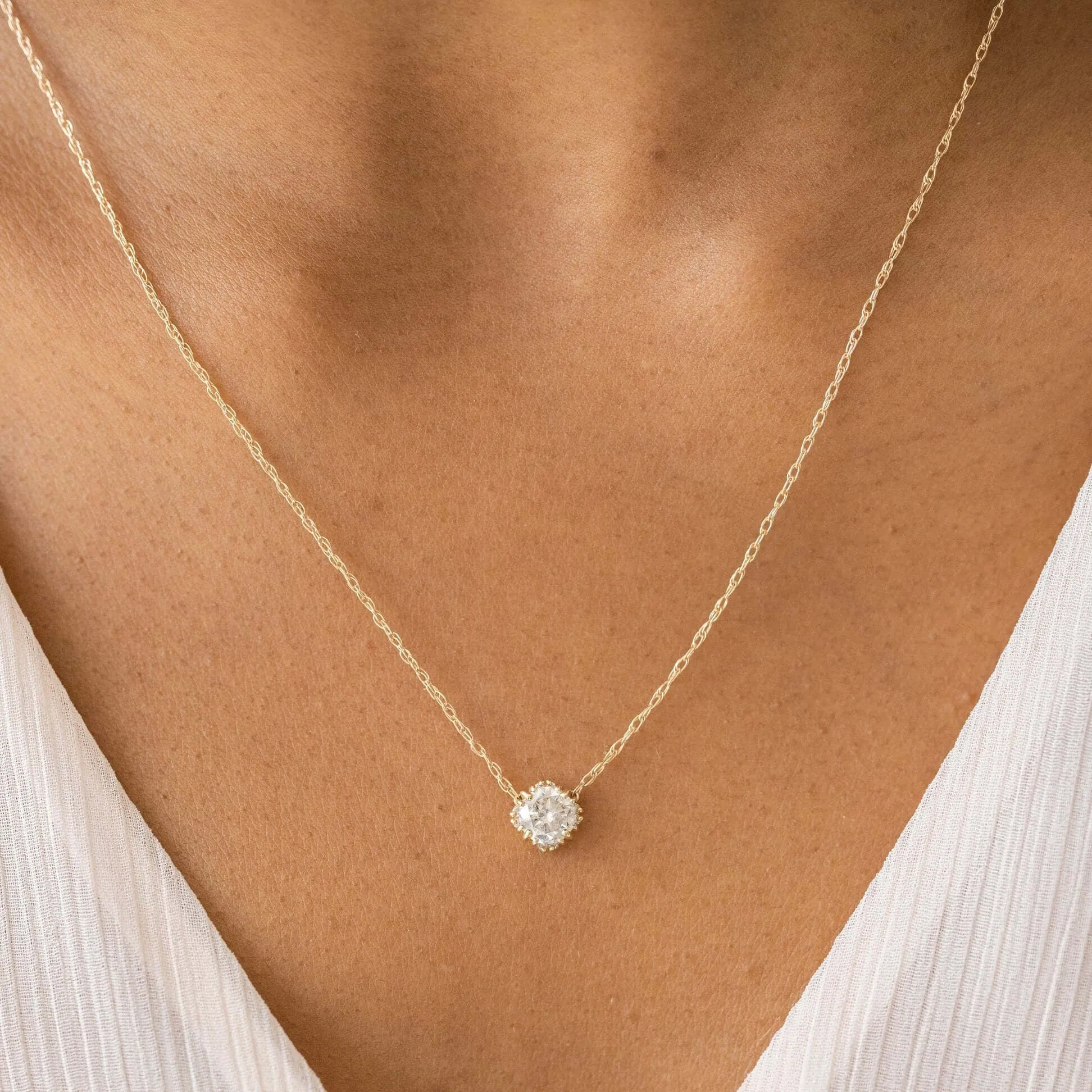 Threaded Necklace with Halo