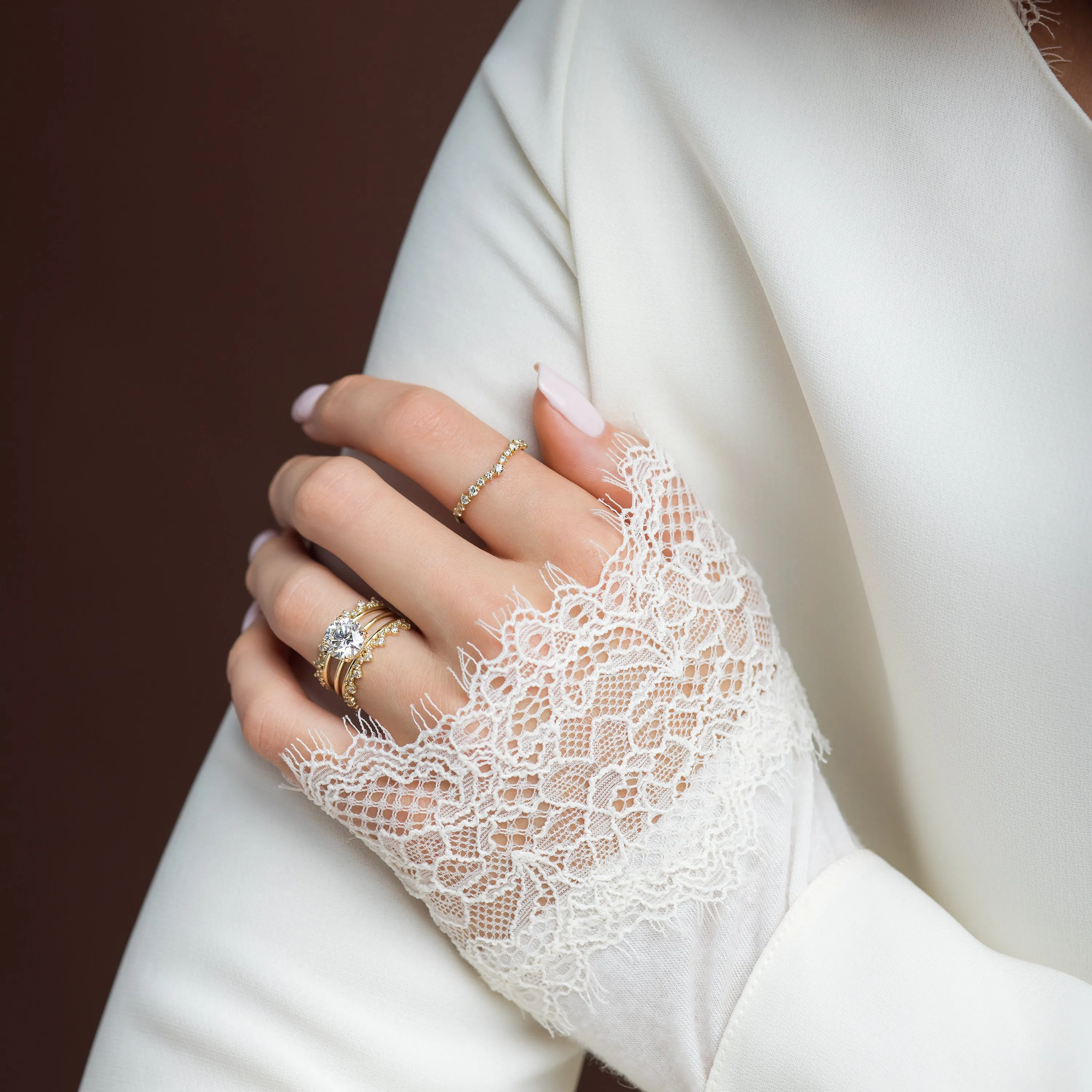 Threaded Ring, Round Cut