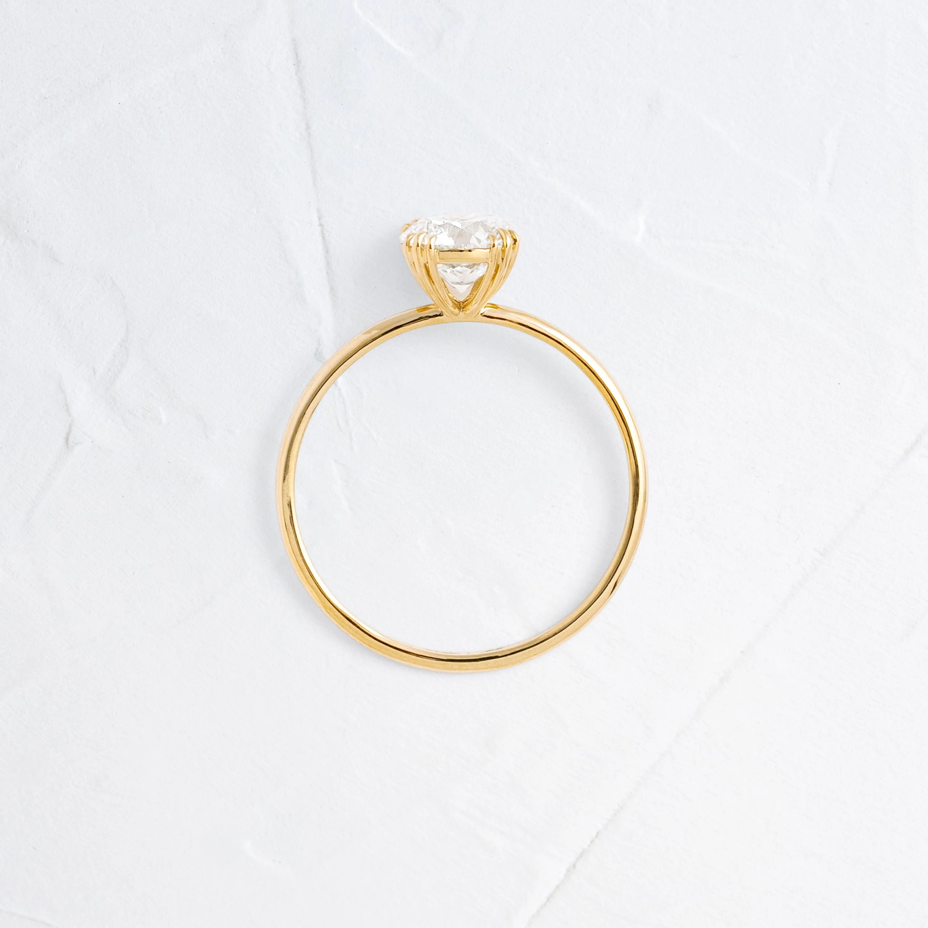 Threaded Ring, Round Cut