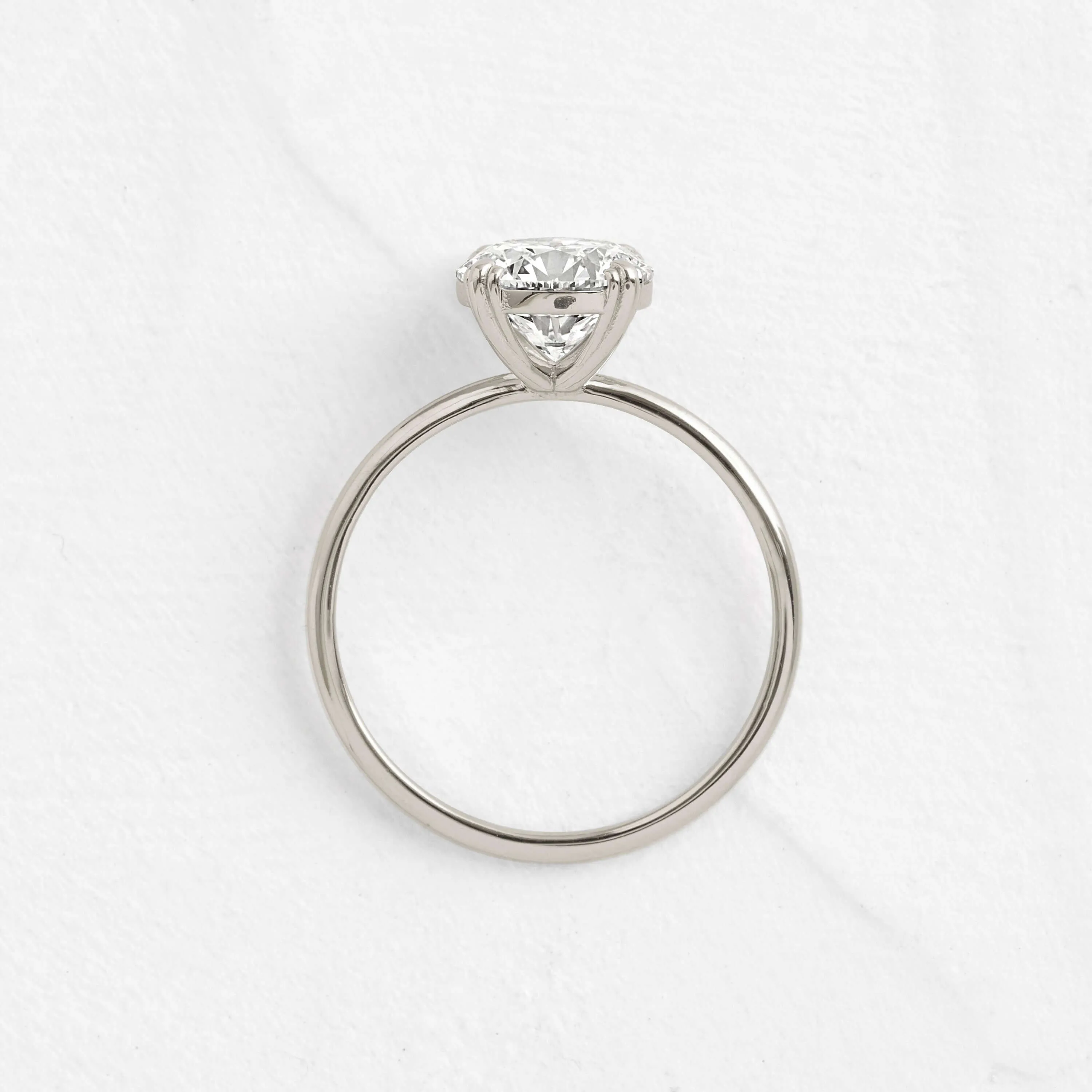 Threaded Ring, Round Cut