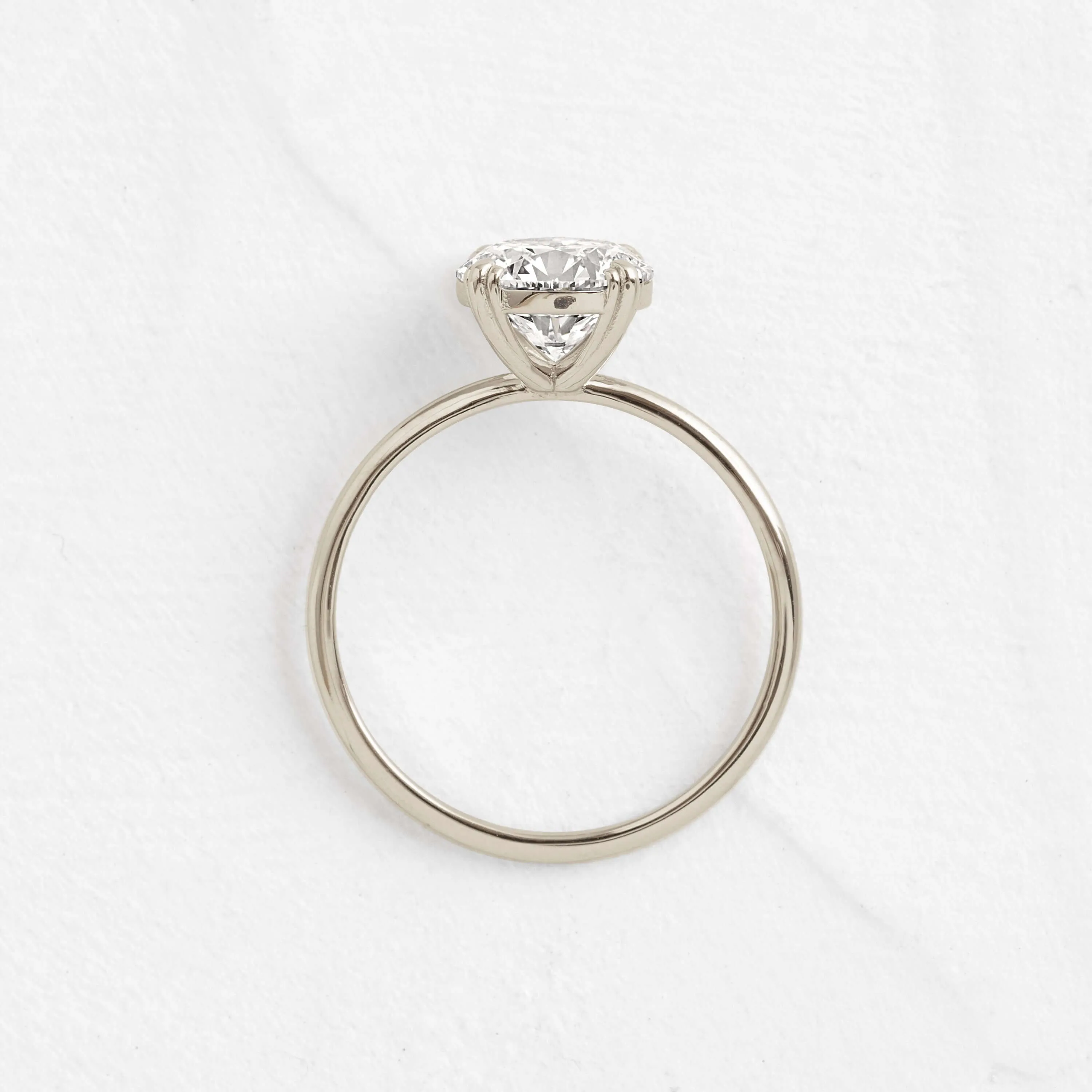 Threaded Ring, Round Cut
