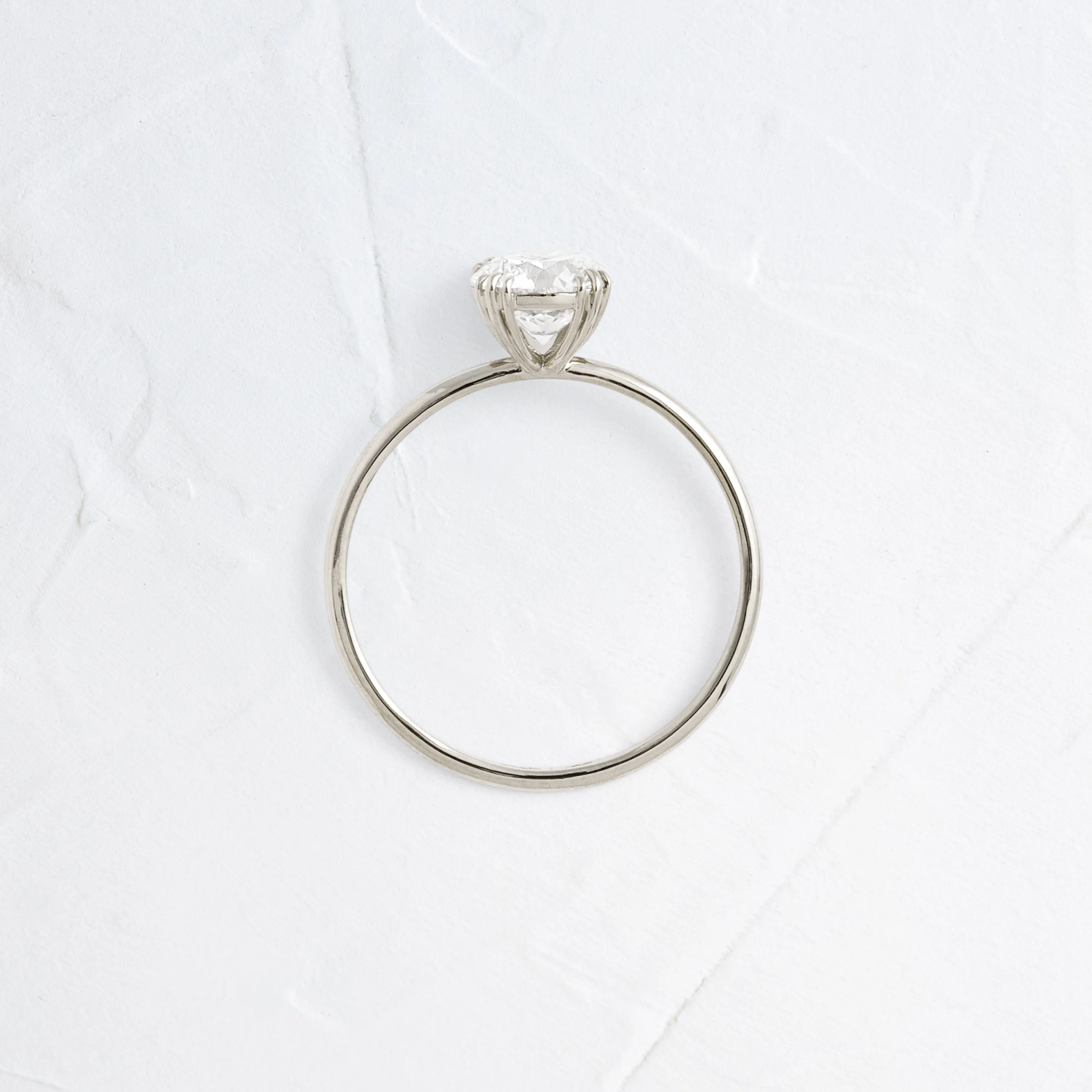 Threaded Ring, Round Cut