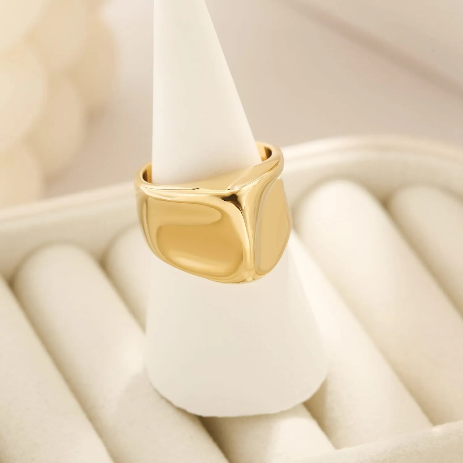 Vegas Ring