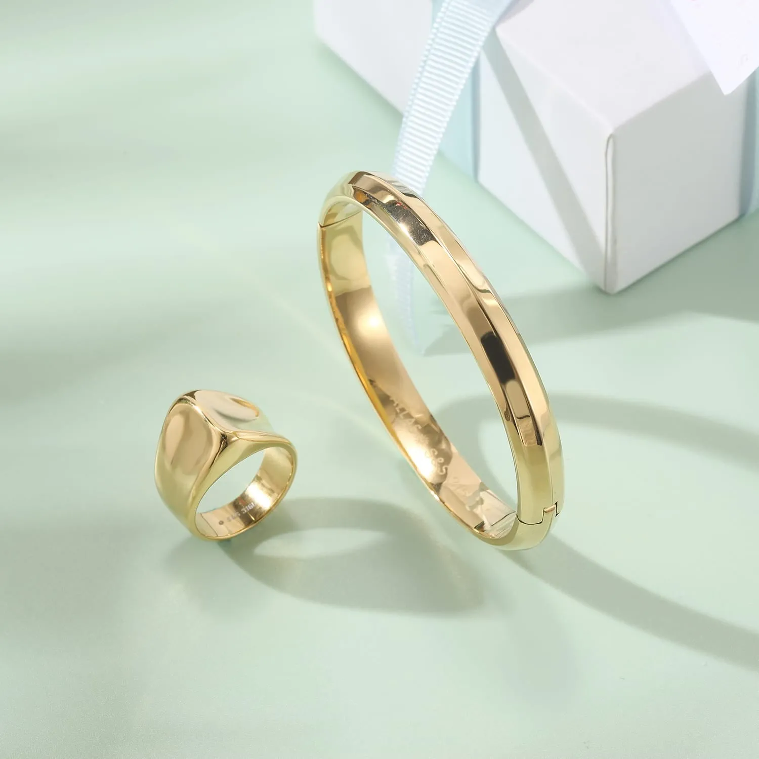 Vegas Ring
