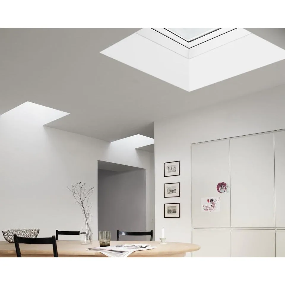 VELUX CFP 060060 S00G Clear Fixed Flat Roof Window (60 x 60 cm)